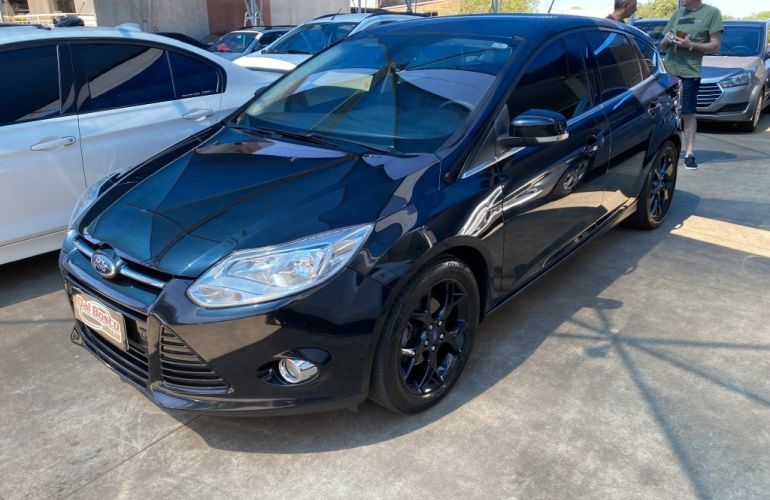 Ford Focus Hatch Titanium Plus 2 0 PowerShift 2015 2015 Salão do