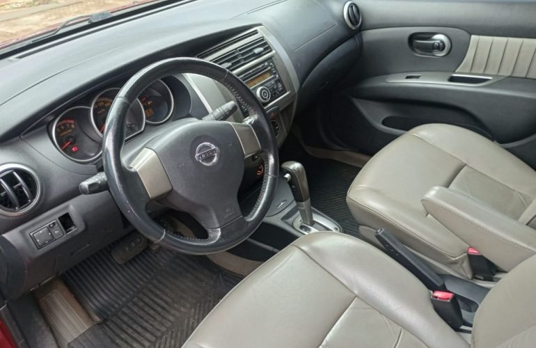 Nissan Grand Livina Sl V Flex Aut Sal O Do Carro