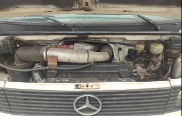 Mercedes-Benz 710 4X2(Plus) - Foto #4
