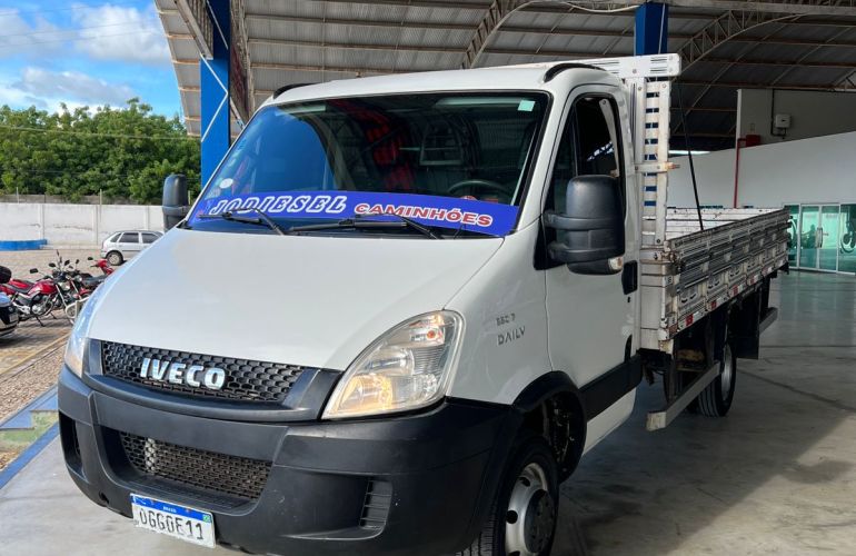 Iveco Daily Chassi 35S14 CS 3750 - Foto #9