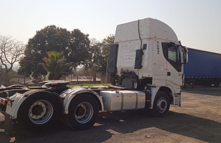 Iveco Stralis Hi Way 600-S48T 6x2 - Foto #3