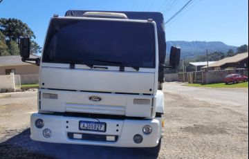 Ford Cargo 1621 Turbo (3 Eixos) - Foto #3