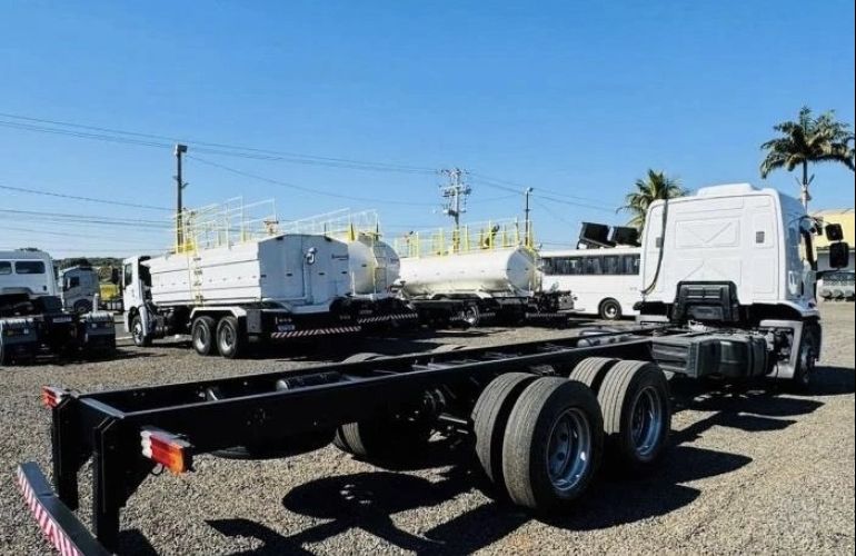 Ford Cargo 2429 - Foto #6
