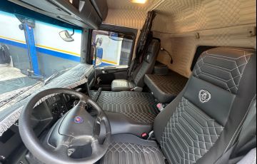 Scania P-360 LA 4X2 - Foto #2