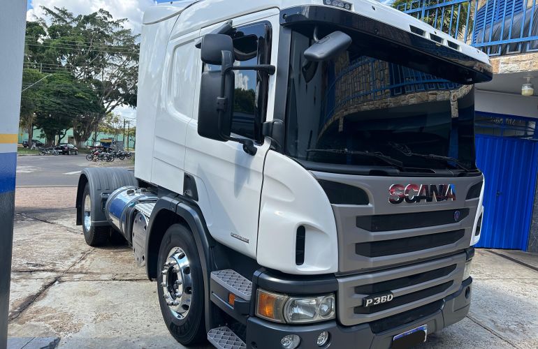 Scania P-360 LA 4X2 - Foto #5