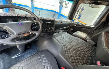 Scania P-360 LA 4X2 - Foto #7