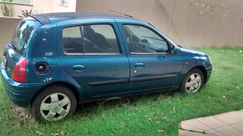 Renault Clio Hatch. RN 1.0 8V 2000/2000 - Salão do Carro ...