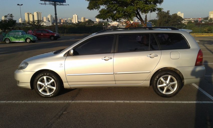 Toyota fielder 2006