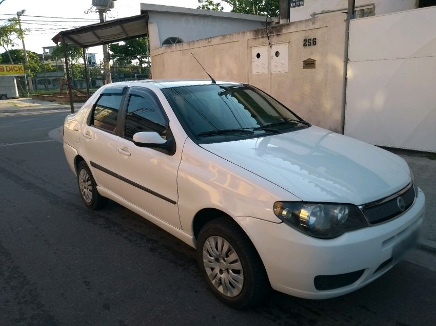 Fiat Siena HLX 1.8 8V (Flex) 2005/2006 - Salão do Carro - 137242