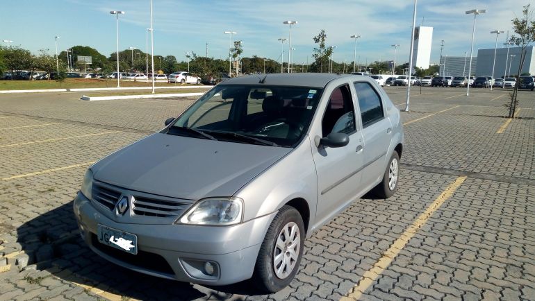 Renault logan 2008 года