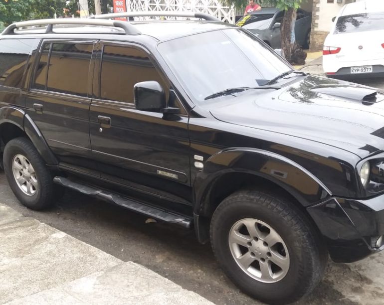 Mitsubishi pajero sport 2008