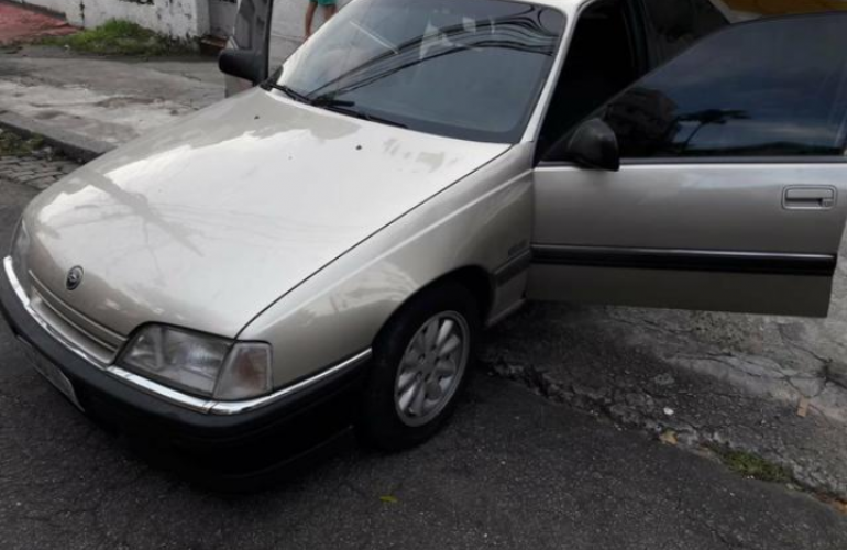 Chevrolet Omega GLS 2.0 MPFi 1994/1994 Salão do Carro 180942