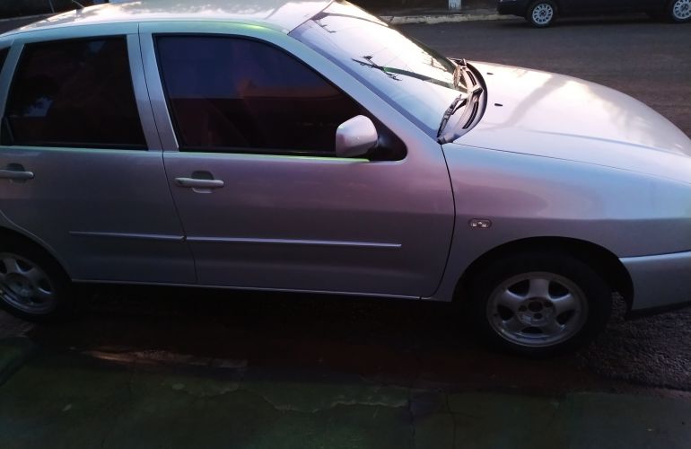 polo classic 2000 olx