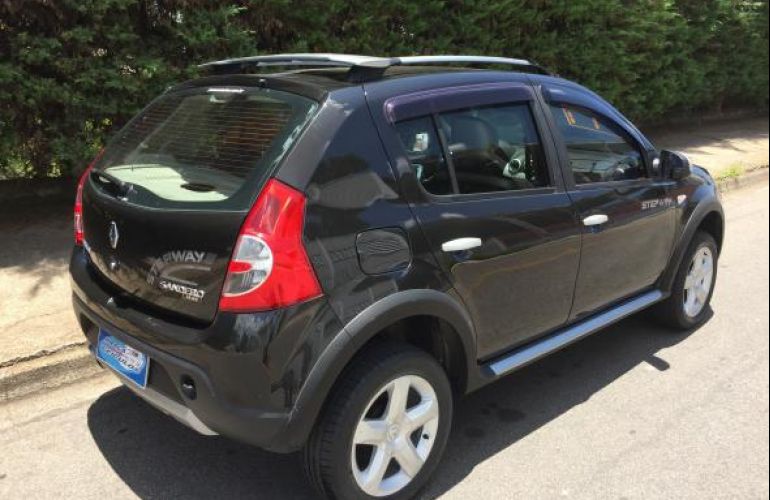 Renault sandero stepway 2011