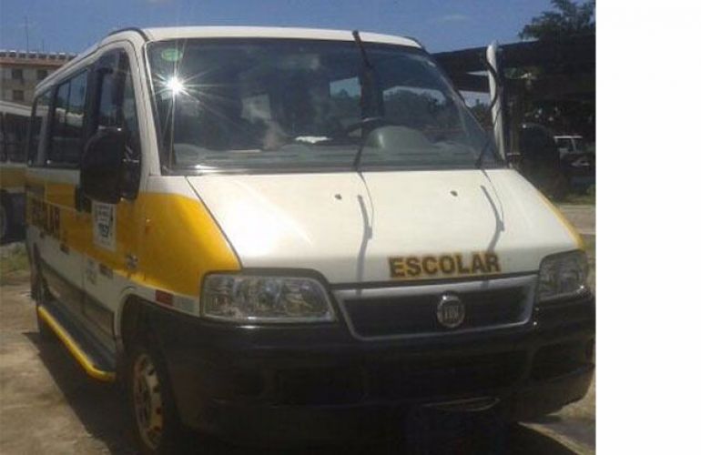 oslam multimarcas vans e micros