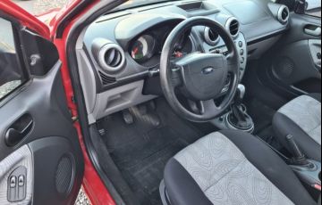 Ford Fiesta Sedan 1.6 (Flex) - Foto #5