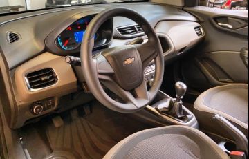 Ford Focus Hatch GLX 1.6 8V - Foto #8