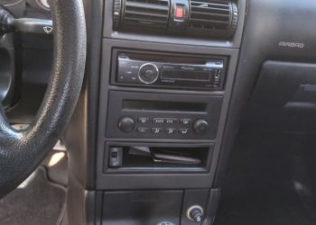 Chevrolet Astra Sedan Elegance 2.0 (multipower)