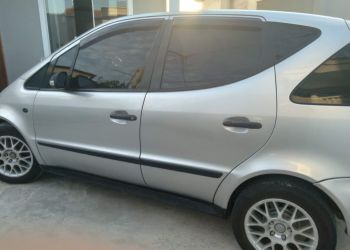 Mercedes-Benz Classe A 160 Classic 1.6 - Foto #10