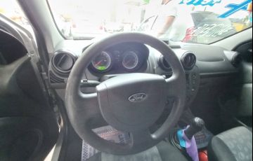 Ford Fiesta Hatch SE Plus 1.0 RoCam (Flex) - Foto #4