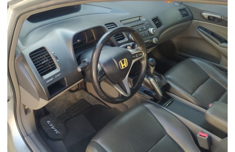 Honda New Civic EXS 1.8 16V i-VTEC (Aut) (Flex) - Foto #9