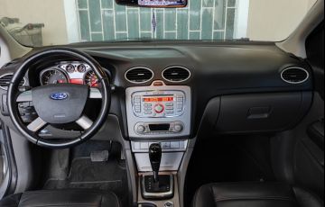 Ford Focus Sedan GLX 2.0 16V (Flex) (Aut)