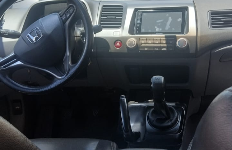 Honda New Civic LXS 1.8 16V (Flex) - Foto #1