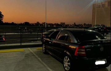 Chevrolet Astra Hatch Elegance 2.0 (Flex) - Foto #2