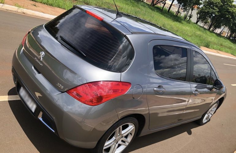 Peugeot 308 Allure 2.0 16v (Flex) (Aut) - Foto #8