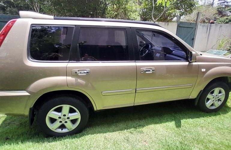Nissan X-Trail GX - Foto #4