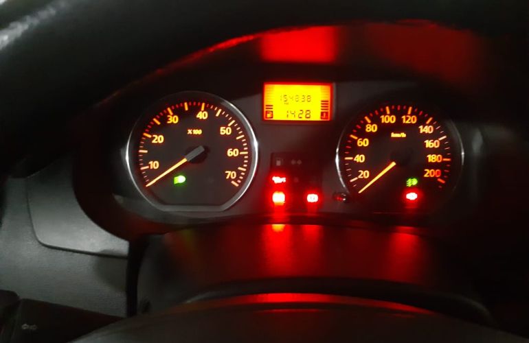 Renault Logan Expression 1.6 8V HiTorque (flex) 2009/2009 Salão do