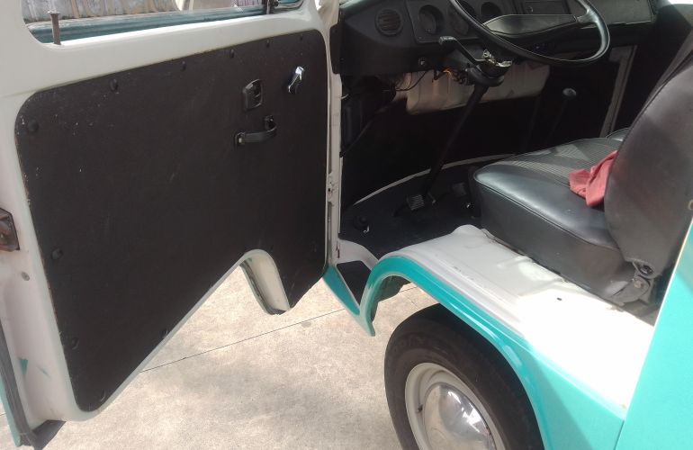 Volkswagen Kombi 1.6 - Foto #5