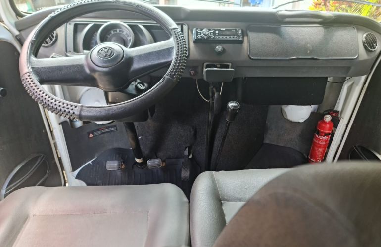 Volkswagen Kombi Standard 1.4 (Flex) - Foto #6