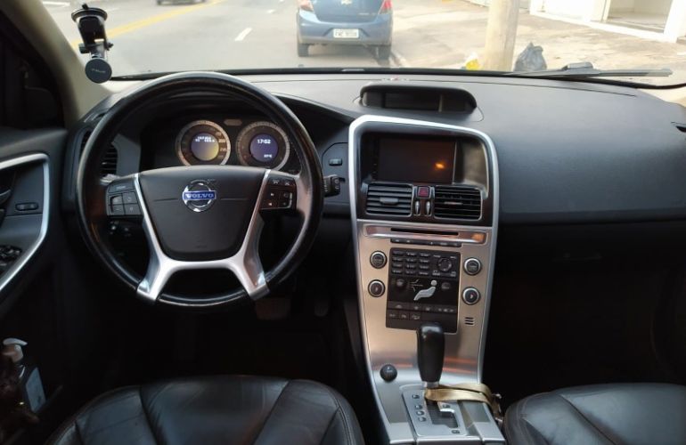 Volvo XC60 AWD 3.0 24V Top Turbo - Foto #9