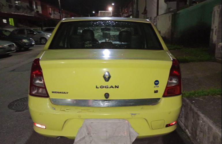 Renault Logan Expression 1.6 16V (Flex) (aut) - Foto #3