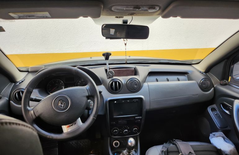 Renault Duster 2.0 16V Tech Road II 4x4 (Flex) - Foto #5