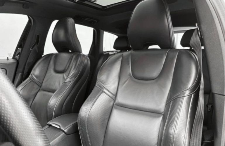 Volvo XC60 2.0 T5 Drive-E R-Design - Foto #7