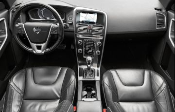 Volvo XC60 2.0 T5 Drive-E R-Design - Foto #8
