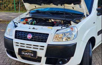 Fiat Doblò Essence 1.8 7L (Flex) - Foto #2
