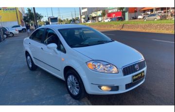 Fiat Linea Essence 1.8 16V (Flex) - Foto #2