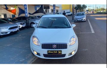 Fiat Linea Essence 1.8 16V (Flex) - Foto #3