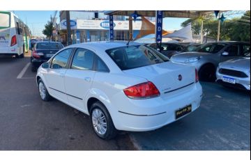 Fiat Linea Essence 1.8 16V (Flex) - Foto #5