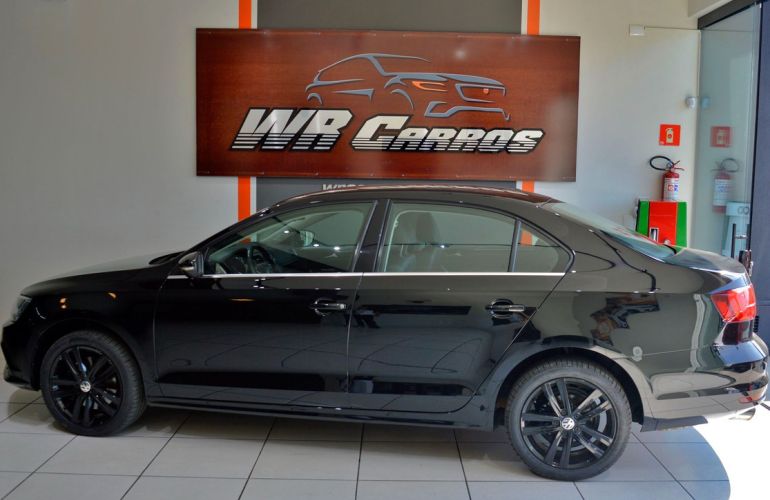 Volkswagen Jetta 2.0 TSi Highline 211cv - Foto #2