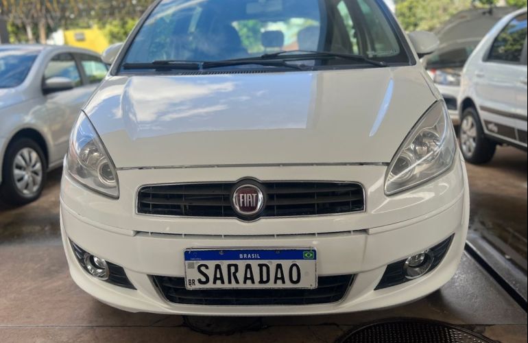 Fiat Idea 1.4 MPi Attractive 8v - Foto #1