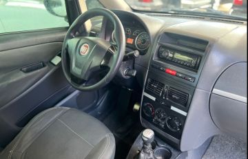 Fiat Idea 1.4 MPi Attractive 8v - Foto #8