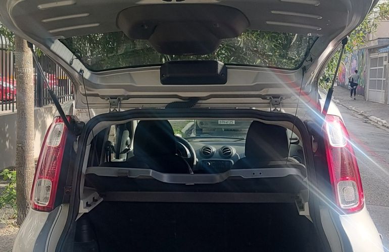 Fiat Uno Vivace 1.0 8V (Flex) 4p - Foto #4