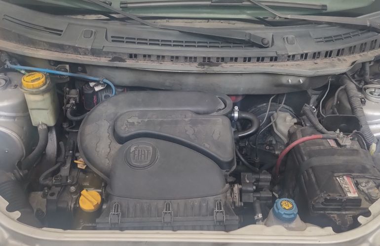 Fiat Uno Vivace 1.0 8V (Flex) 4p - Foto #8
