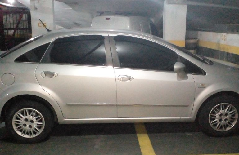 Fiat Linea LX 1.9 16V Dualogic (Flex) - Foto #4