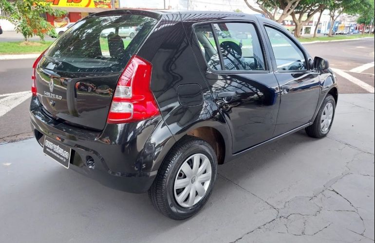 Renault Sandero 1.0 Authentique 16v - Foto #6