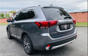 Mitsubishi Outlander 3.0 Gt 4x4 V6 24v Gasolina 4p Automático - Foto #8